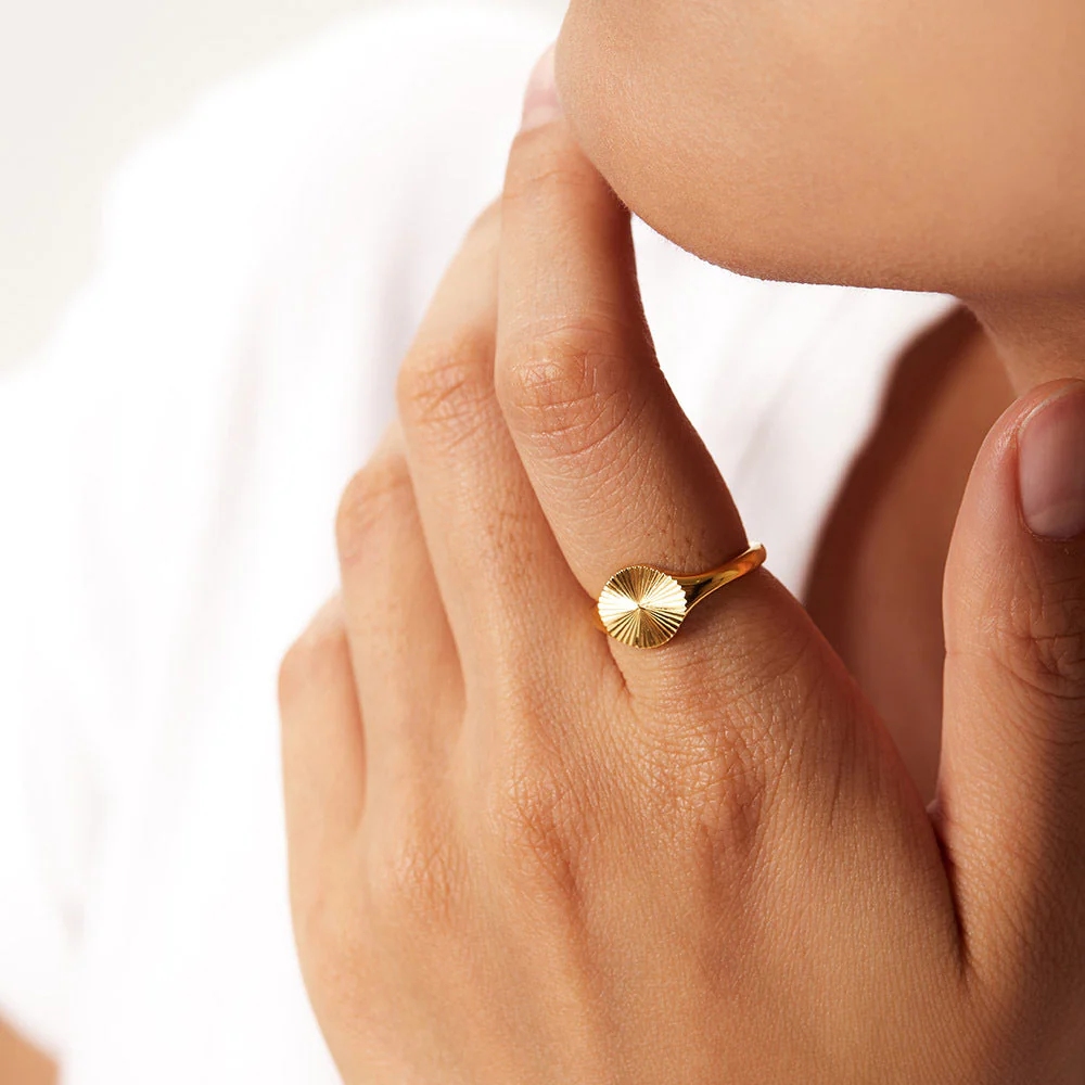 Cyna Gold Ring - Image 11