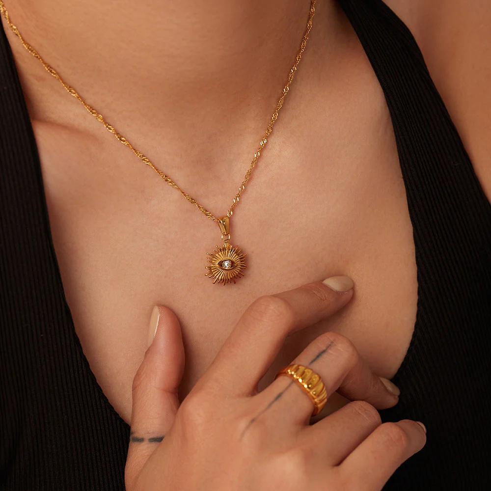 Solana Gold Necklace - Image 3