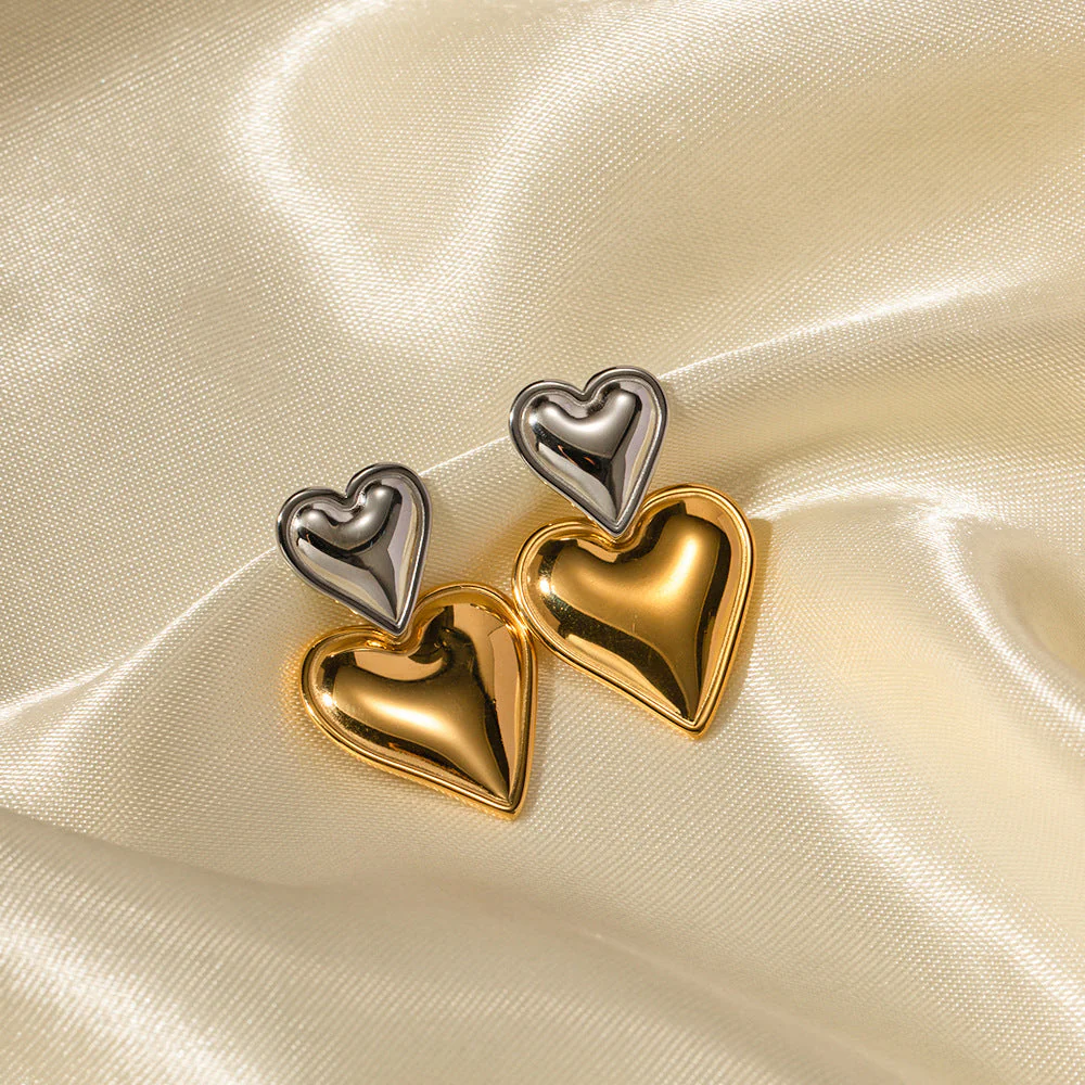 Zofia Heart Earrings - Image 3
