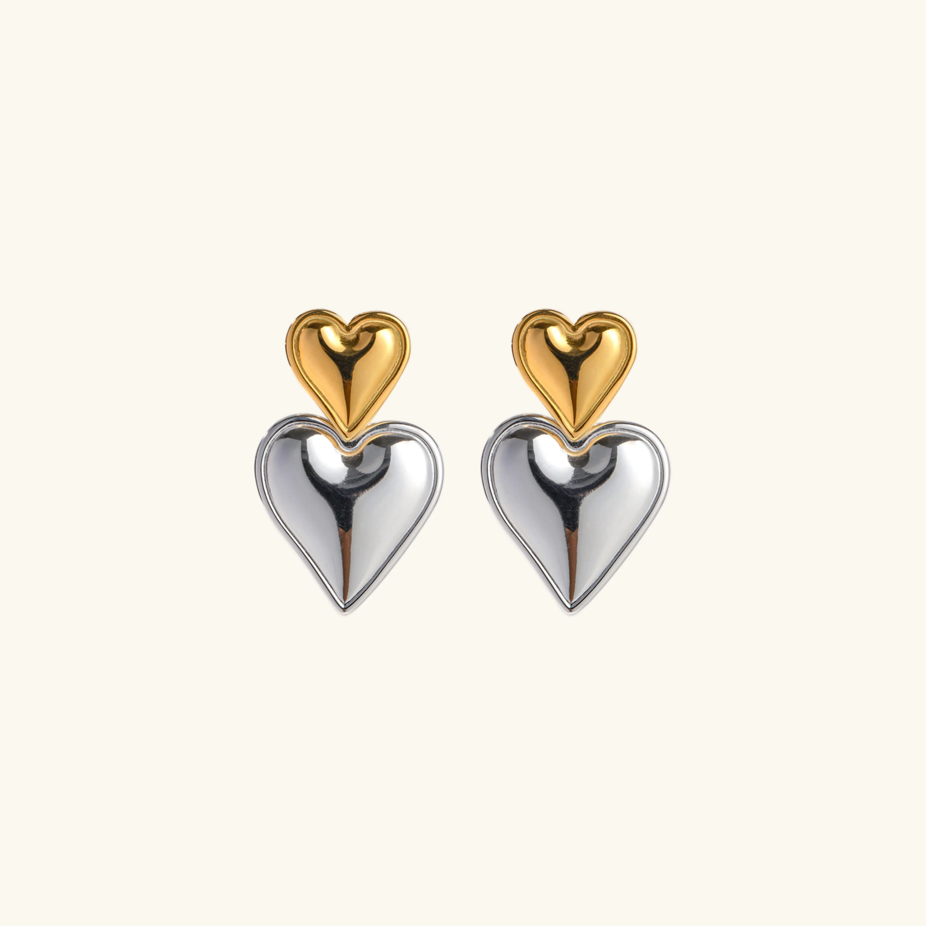 Zofia Heart Earrings - Image 5