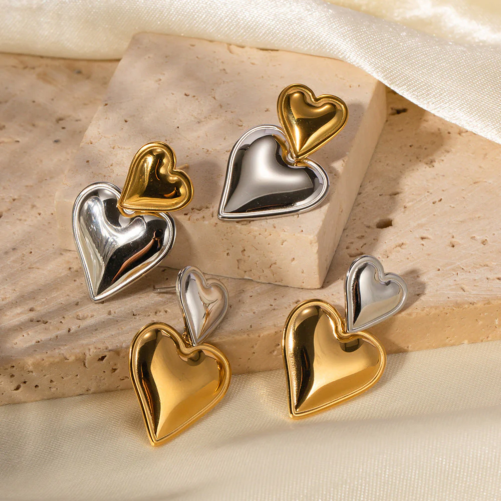 Zofia Heart Earrings - Image 8