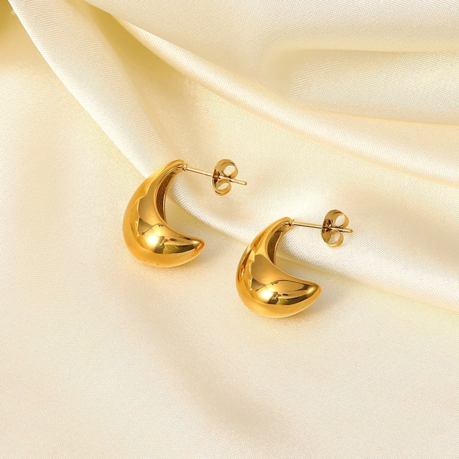 Zola Gold Earrings - Image 5